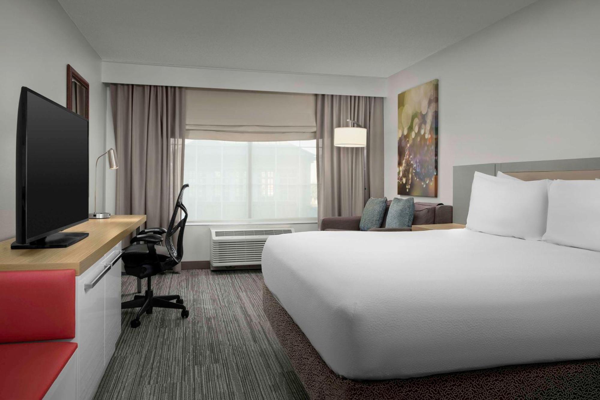 Hilton Garden Inn Фредериксберг Экстерьер фото